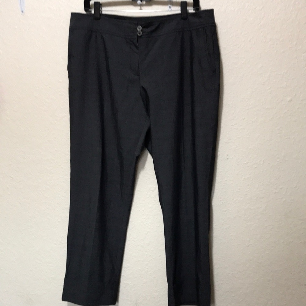 Aeropostale Women's Black Dress Trousers With Cuffs. Good Condition. Size 14.